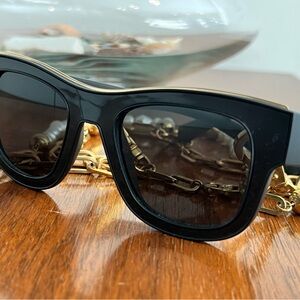 Elegant Black Sunglasses with Gold Chain